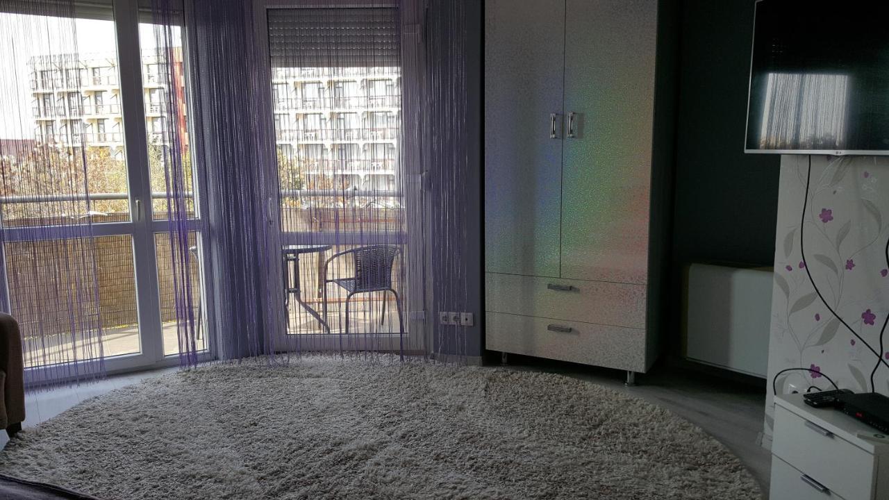 Paris-Lux. Appartement Hajdúszoboszló Buitenkant foto