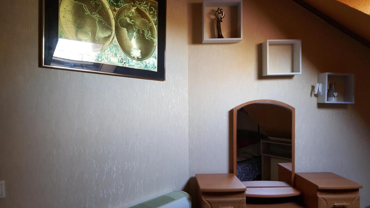 Paris-Lux. Appartement Hajdúszoboszló Buitenkant foto