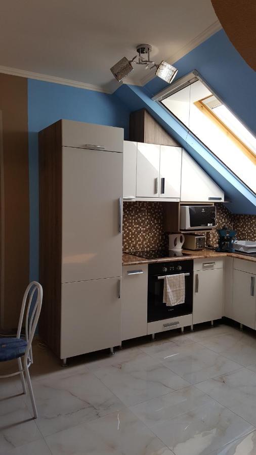 Paris-Lux. Appartement Hajdúszoboszló Buitenkant foto