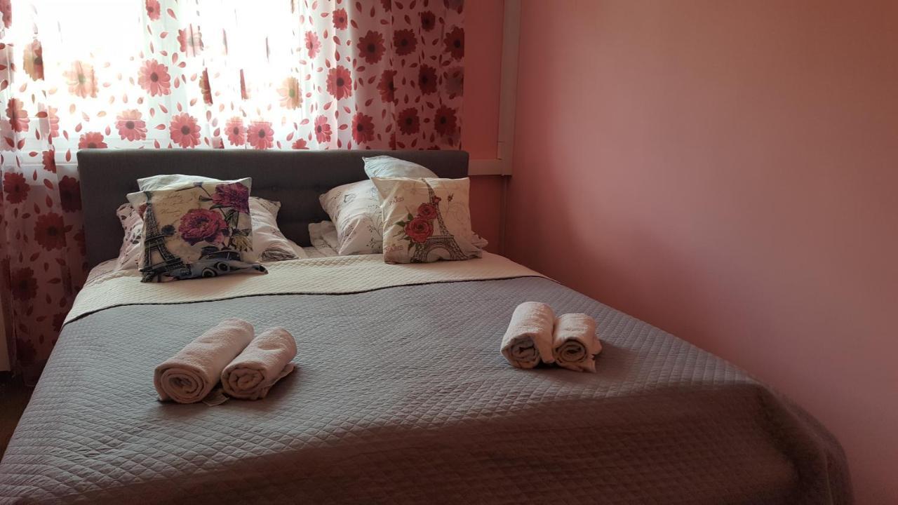 Paris-Lux. Appartement Hajdúszoboszló Buitenkant foto