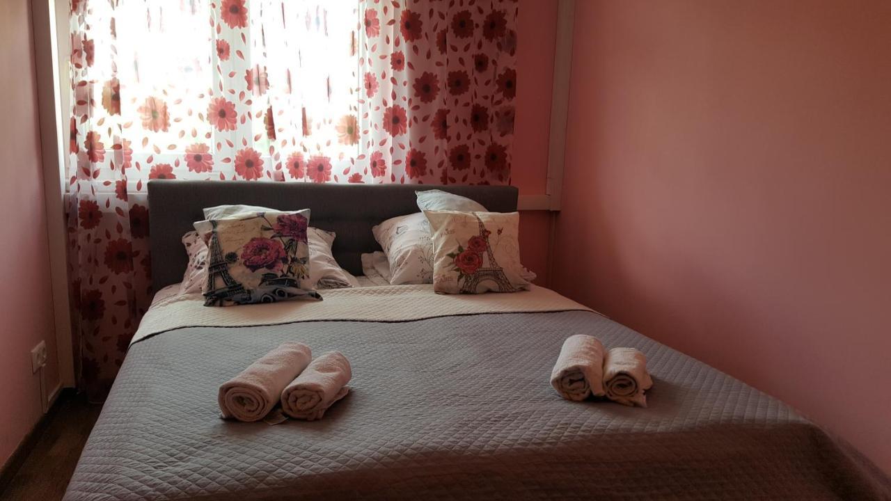 Paris-Lux. Appartement Hajdúszoboszló Buitenkant foto