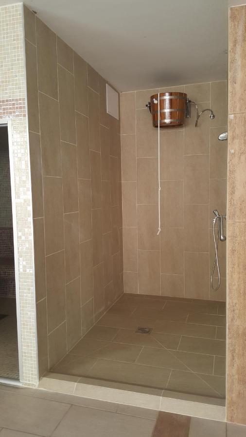 Paris-Lux. Appartement Hajdúszoboszló Buitenkant foto